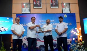 Toyota Sumbang Ambulans Kijang Innova untuk RSUD Aceh Tamiang