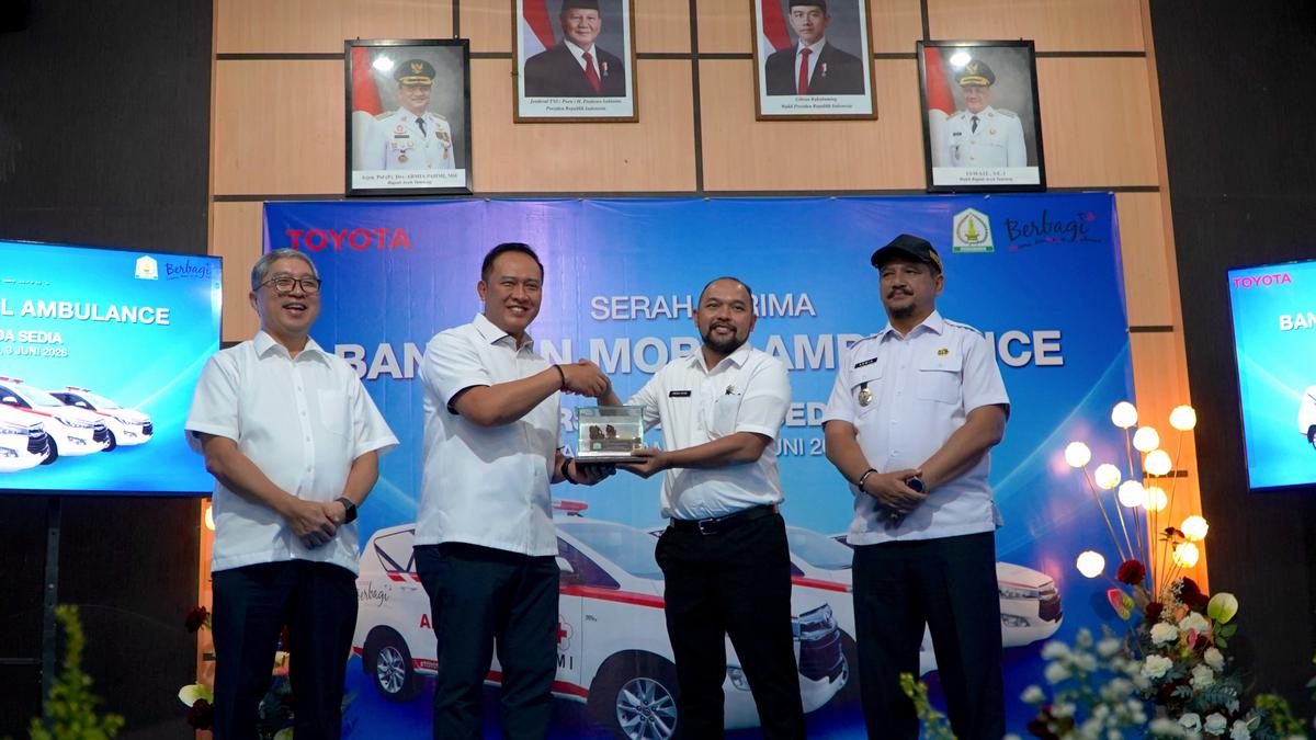 Toyota Sumbang Ambulans Kijang Innova untuk RSUD Aceh Tamiang