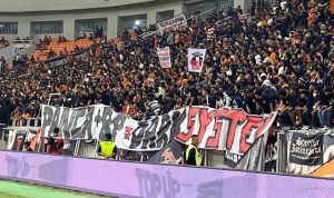 Tribun sebagai Pemain Keduabelas: Tiga Pertandingan Terlaris di BRI Liga 1