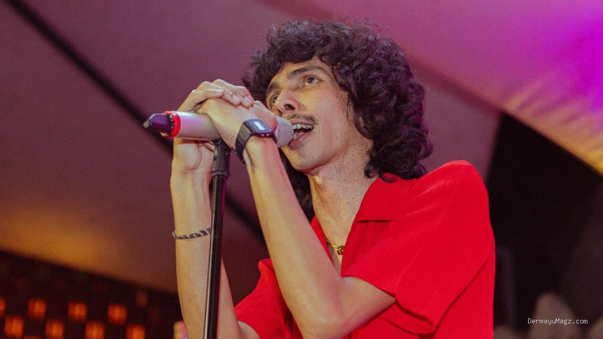 Tur Enau Sesi Foto di 4 Kota: Kenangan Manis dari Konser Akustik untuk Penggemar