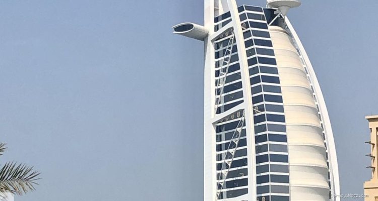 Uni Emirat Arab Diduga Mencairkan Dana Iran Senilai Miliaran Dolar