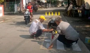 zebra-cross-sdn-1-cangkingan-polisi-sekolah-respons-cepat-demi-keselamatan-60801 Zebra Cross SDN 1 Cangkingan: Polisi & Sekolah Respons Cepat Demi Keselamatan