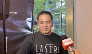6 Fakta Nando Hilmy dan Gary Iskak di Film Lastri Arwah Kembang Desa, Persembahan untuk Almarhum