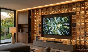7 Inspirasi Dinding TV Roster dan LED, Bikin Ruang Keluarga Mewah