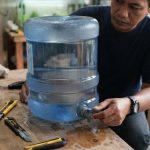 7 Langkah Mudah Membuat Saluran Pembuangan Kotoran Ikan di Kolam Galon