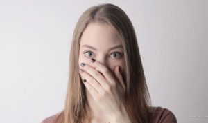 8 Faktor Pemicu Bau Mulut yang Sering Terabaikan dan Cara Mengatasinya