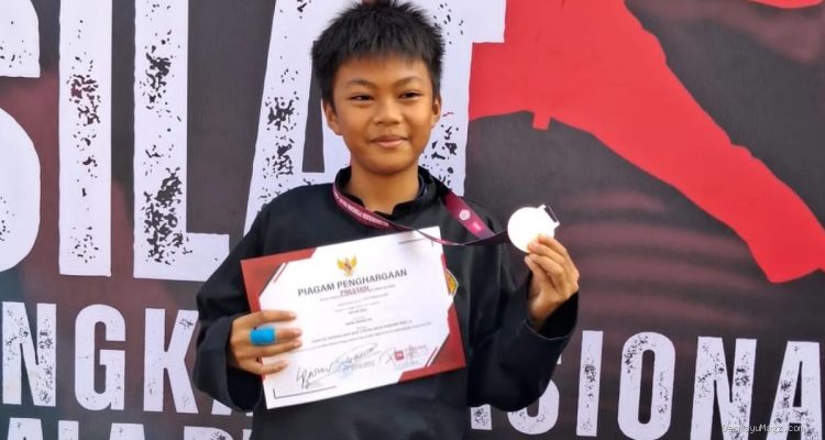 Adlan Aqil Raih Medali di Pencak Silat Nasional Piala Presiden 2026