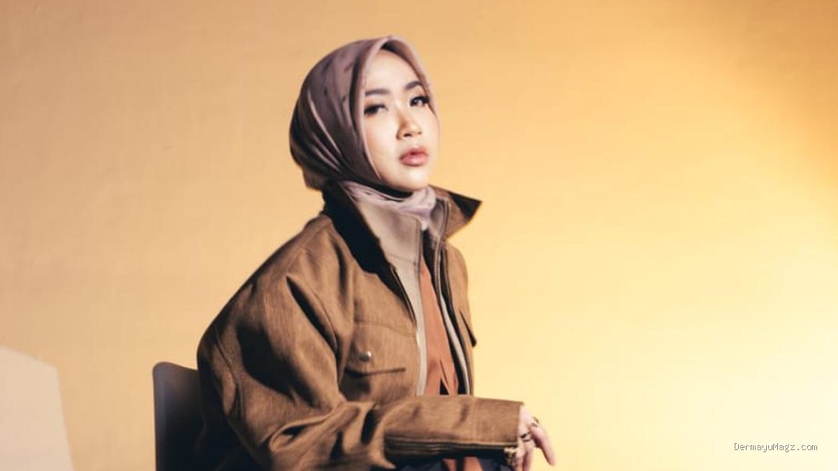 Agna Hadirkan Kesan Sendu dalam Lagu "Di Luar Hal Biasa", Kisah Cinta yang Luntur