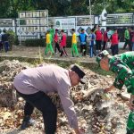 Aksi Ekologi MPLS, Forkopimcam dan TNI Ajak Siswa SMAN 1 Karangkeng Peduli Lingkungan