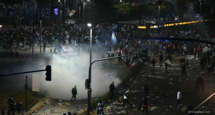 Argentina Tetapkan Libur Nasional Menyusul Pecahnya Kerusuhan di Buenos Aires