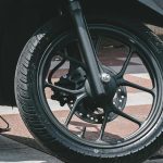Bahaya Motor Bergoyang Akibat Ban Belakang