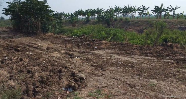 Bom Waktu Indramayu: Penggalian Liar Embung Rancamulya Ancam Lahan Pertanian