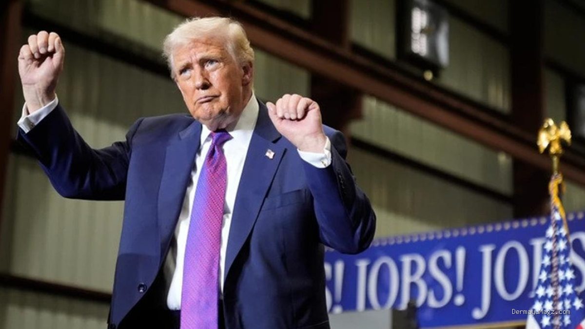 Donald Trump Akui Berbicara dengan Presiden FIFA, Nasib Kartu Merah Balogun Jadi Perhatian
