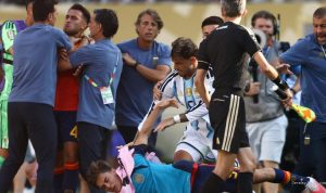 FIFA Berikan Penjelasan Terkait Isu Kartu Merah Leandro Paredes di Final Piala Dunia 2026