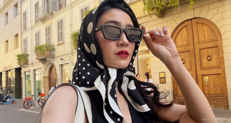 Gaya Klasik Febby Rastanty dengan Scarf saat Liburan di Italia yang Cantik dan Elegan