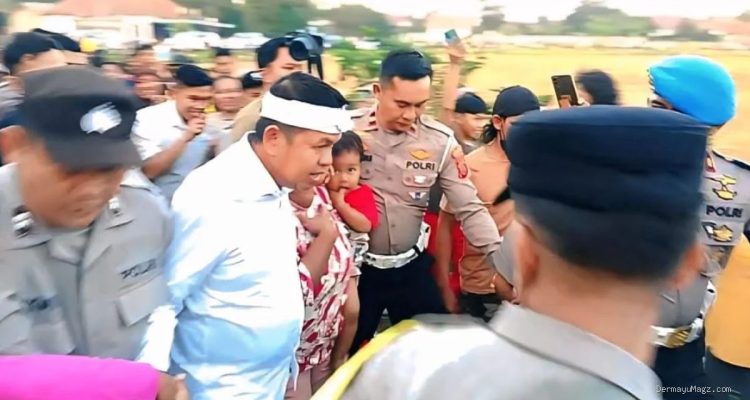 Gubernur KDM Santuni Korban Lakalantas Pengantar Pengantin di Indramayu