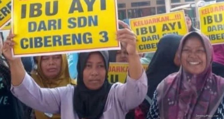 Guru SDN 3 Cibereng Robek Uang: Kadisdik Indramayu Diminta Bertindak