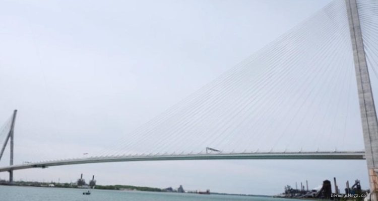 Jembatan Rp 82 Triliun Kanada-AS Resmi Beroperasi Meski Dihantui Tarif Trump