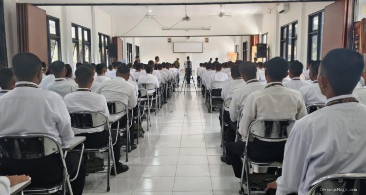 Kemenkop Dorong Pengelola Koperasi Merah Putih Kenali Potensi Desa
