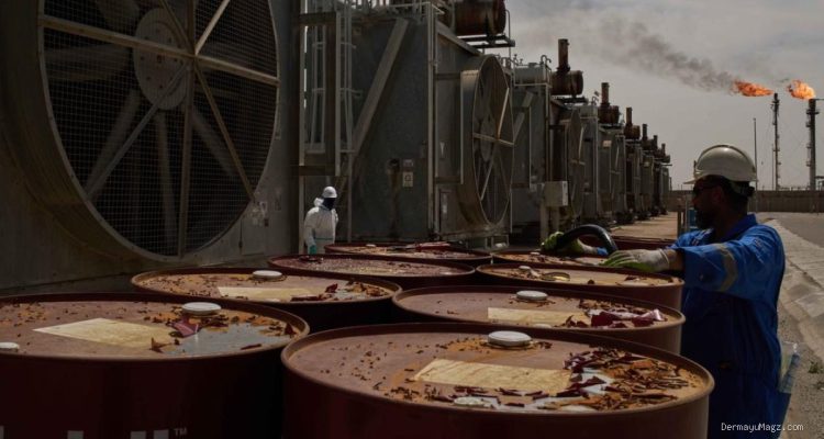 Ketegangan AS-Iran Meningkat, Harga Minyak Dunia Malah Turun 4%