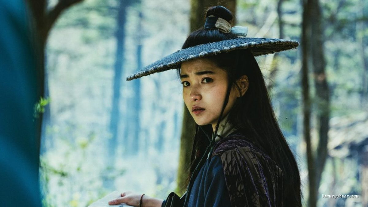 Kim Tae Ri Bintangi Drama Baru Adaptasi Webtoon Populer