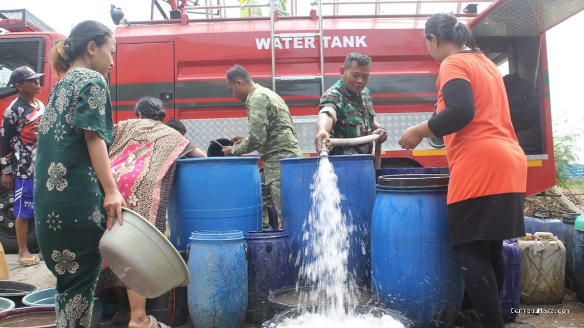 Kodim Indramayu dan BPBD Salurkan 10 Ribu Liter Air Bersih di Krangkeng