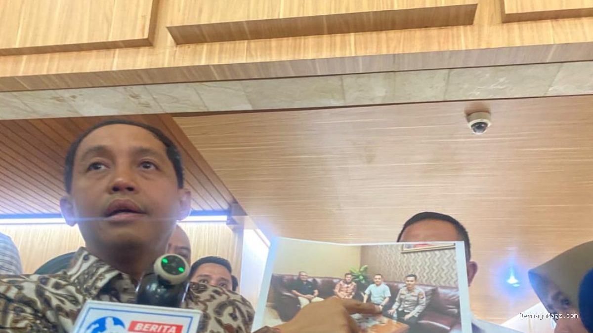 KPK Punya Waktu Sebulan untuk Putuskan Kasus Amplop Menhut dari Bupati Kuansing