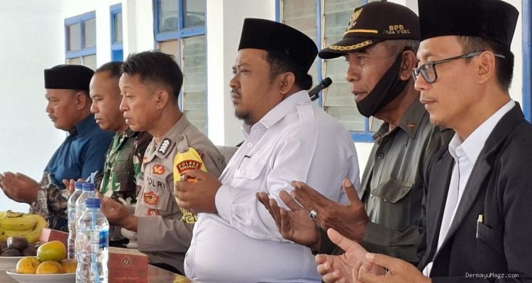 Kuwu Tugu Lantik Perangkat Desa: Tanggung Jawab & Pengabdian Warga