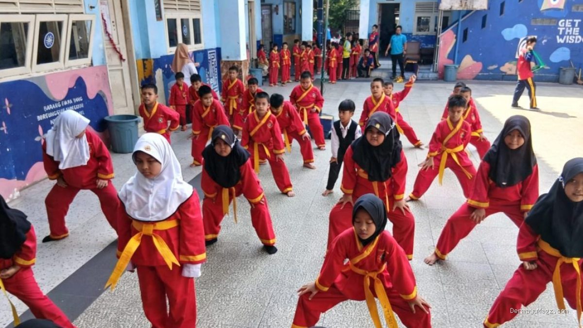 Latih Fisik Siswa, SD Muhammadiyah Haurgeulis Rutin Gelar Tapak Suci