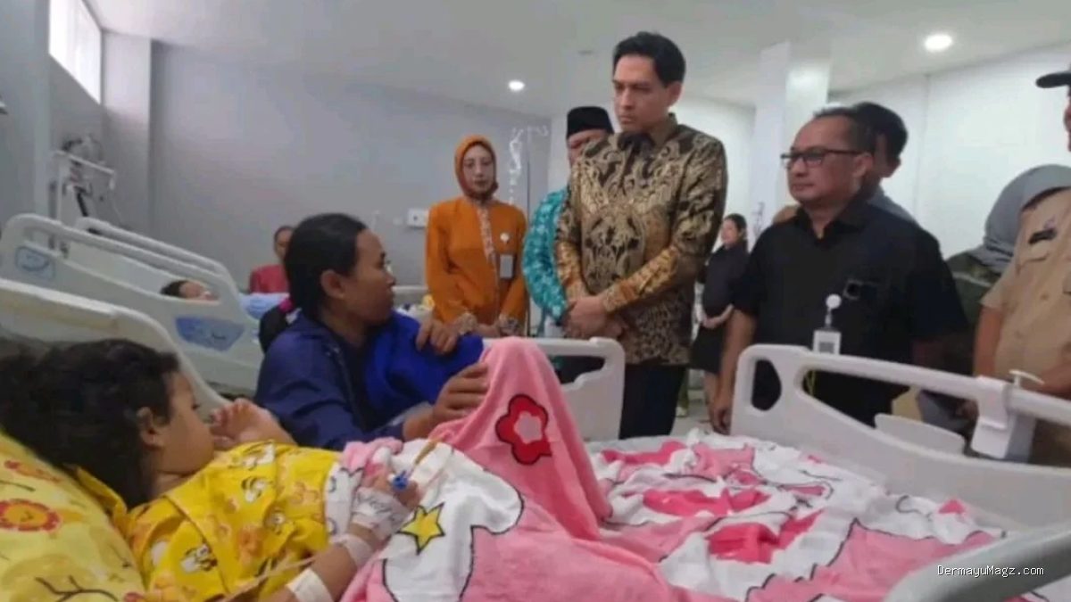 Lucky Hakim Angkat Anak Korban Kecelakaan Maut Pantura Indramayu