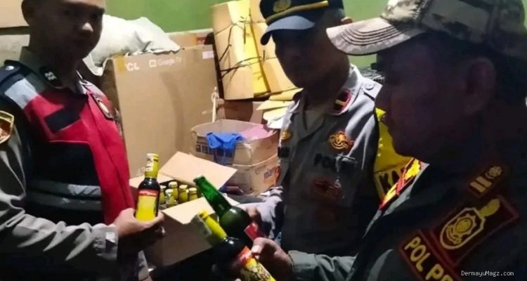 Patroli Gabungan di Kedokanbunder, Polisi Sita 15 Botol Miras