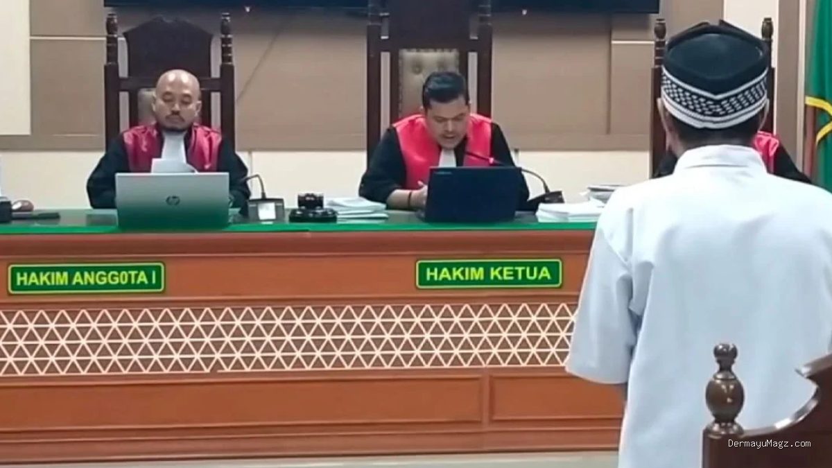 Pembunuhan Satu Keluarga Indramayu: Priyo Divonis Seumur Hidup, Ririn Ditunda