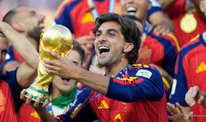Peran Ferran Torres dalam Upaya Barcelona Merekrut Julian Alvarez