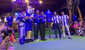 persib-perkenalkan-mariano-peralta-di-saung-angklung-udjo-tonjolkan-nuansa-buday-50426 Persib Perkenalkan Mariano Peralta di Saung Angklung Udjo, Tonjolkan Nuansa Budaya