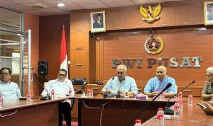 pwi-pusat-desak-hotman-paris-minta-maaf-dinilai-rendahkan-wartawan-28883 PWI Pusat Desak Hotman Paris Minta Maaf: Dinilai Rendahkan Wartawan
