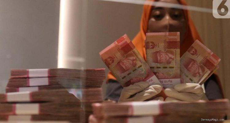 Rupiah Anjlok ke 18.000 per Dolar AS Akibat Konflik AS-Iran