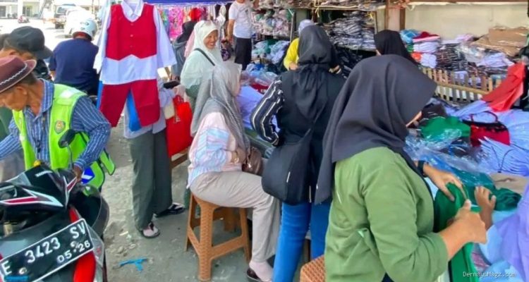Seragam Indramayu Banjir Order: Ini Penyebab Pedagang Serbu Sekolah!