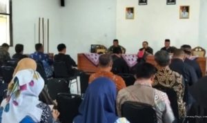 Serda Ikram Duwila Monitor Rapat Megah, Persiapan HUT ke-81 RI 2026 Digelar Spektakuler dengan 45 Tokoh Kunci!