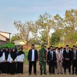 Tanamkan Jiwa Patriotisme, Babinsa Anjatan Bekali Santri Baru Ponpes Umul Khoir dengan Wawasan Kebangsaan