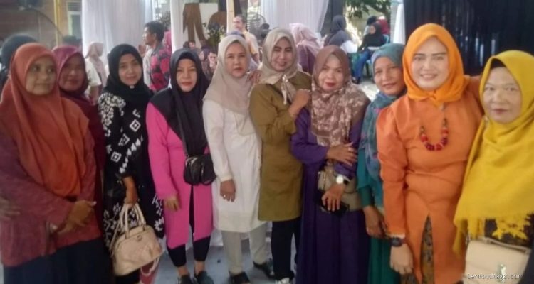 Tradisi Buwuhan Gamel Cirebon: Kearifan Lokal Buktikan Kebersamaan Warga