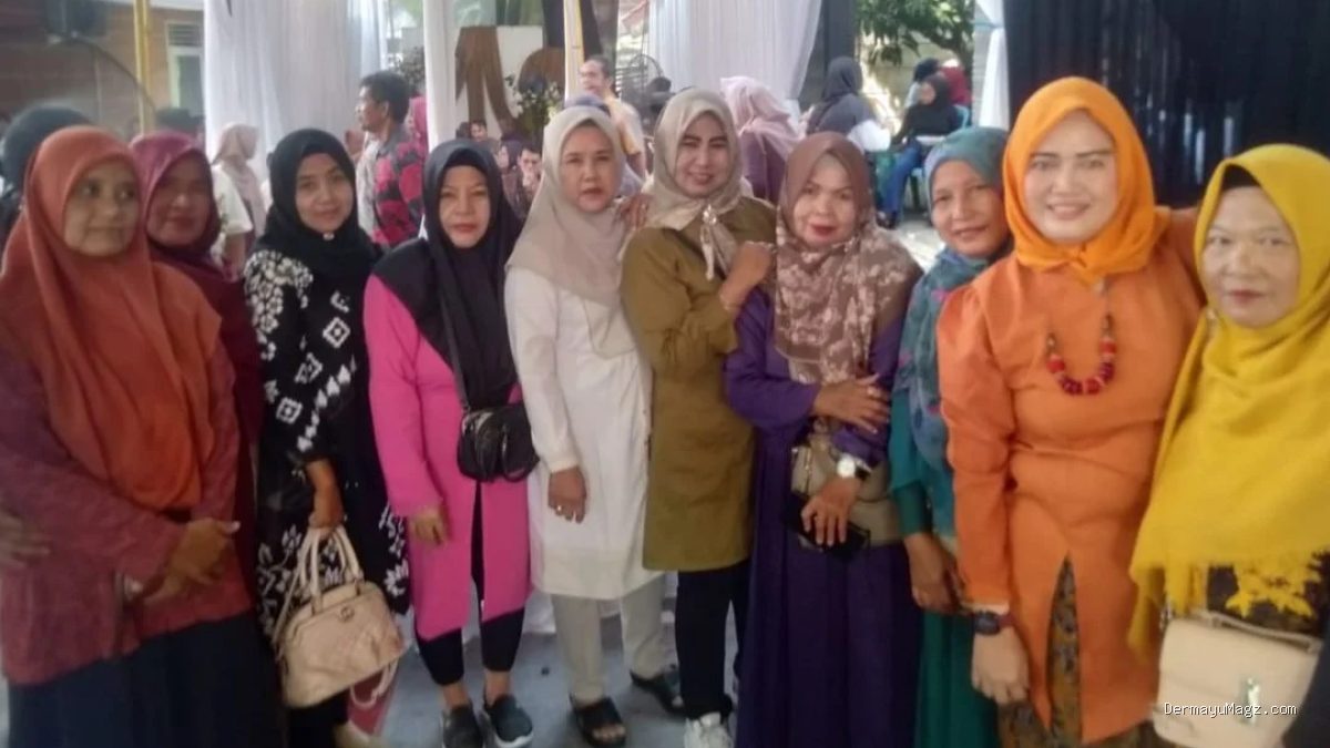 Tradisi Buwuhan Gamel Cirebon: Kearifan Lokal Buktikan Kebersamaan Warga