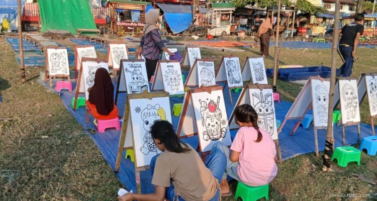 Wahana Melukis Styrofoam Haurgeulis: Magnet Wisata Seni Balita Hingga Lansia