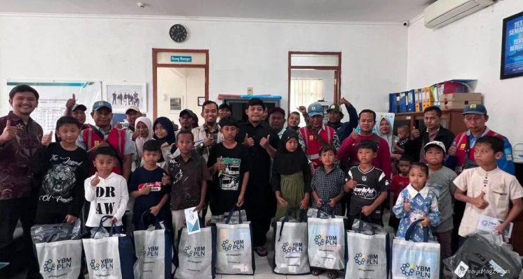 YBM PLN Indramayu: Bantuan Alat Tulis untuk 53 Anak Petugas Billman ULP Jatibarang