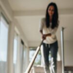 12 Cara Ampuh Cegah Debu Masuk Rumah Saat Musim Kemarau Tanpa Ribet