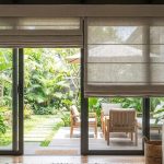 12 Tips Menutup Pintu Kaca Geser Tanpa Gorden, Rumah Lebih Estetik