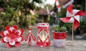 6 Kreasi Hiasan Merah Putih dari Gelas Bekas, Bikin Gang Makin Estetik