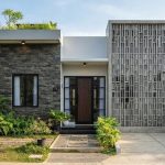 6 Model Fasad Rumah Roster dan Batu Andesit yang Elegan