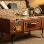 7 Ide Sulap Koper Bekas Jadi Meja Vintage Estetik & Mudah Ditiru