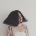 Photo by Bimbim Sindu via Pexels - 7 Inspirasi Gaya Rambut Pendek Wanita Modern yang Stylish