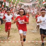 7 Trik Menang Lomba Membawa Air, Rahasia Juara Lomba Agustus!